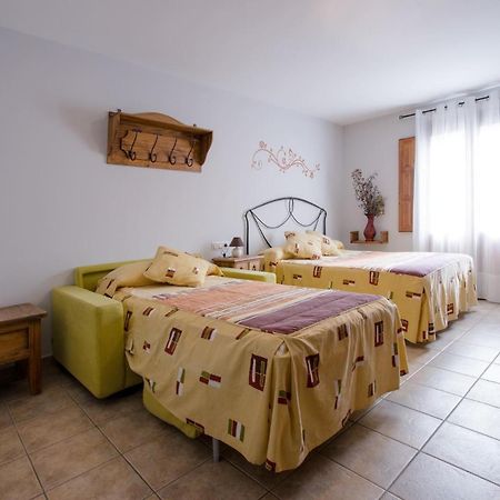 Hostal Antiguo Hospital Linares de Mora Dış mekan fotoğraf