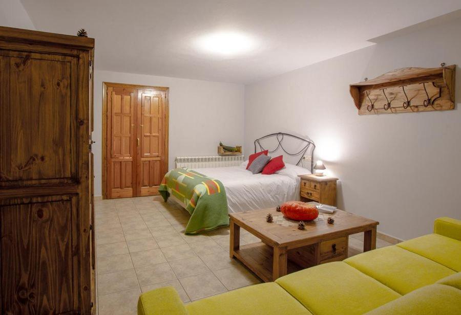 Hostal Antiguo Hospital Linares de Mora Dış mekan fotoğraf