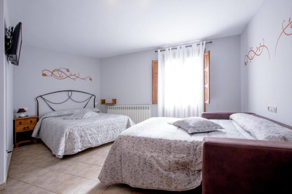 Hostal Antiguo Hospital Linares de Mora Dış mekan fotoğraf