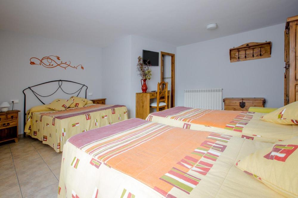 Hostal Antiguo Hospital Linares de Mora Dış mekan fotoğraf