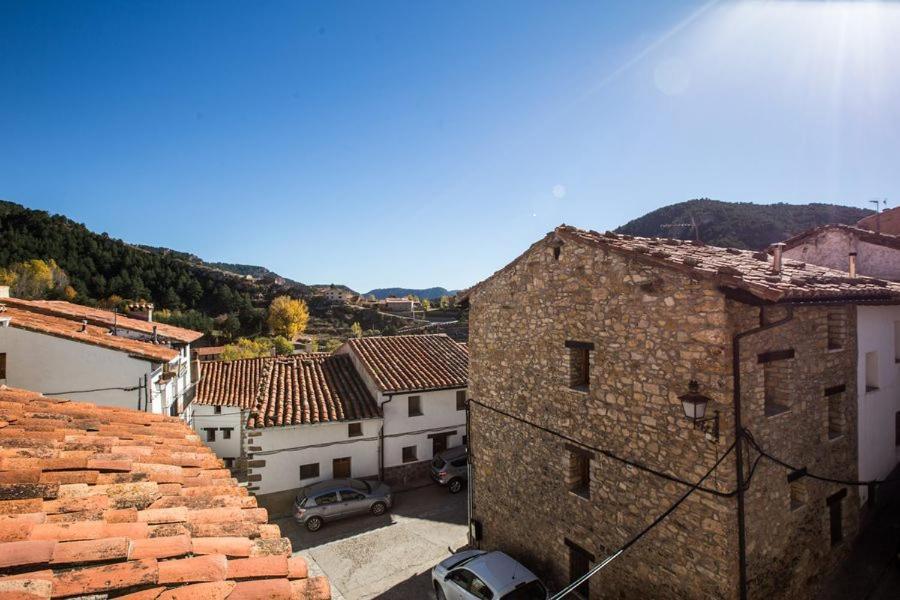 Hostal Antiguo Hospital Linares de Mora Dış mekan fotoğraf